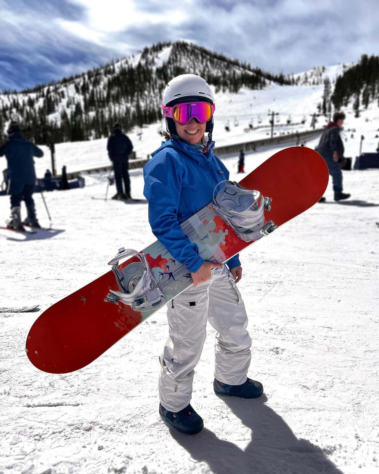 Snowboarder